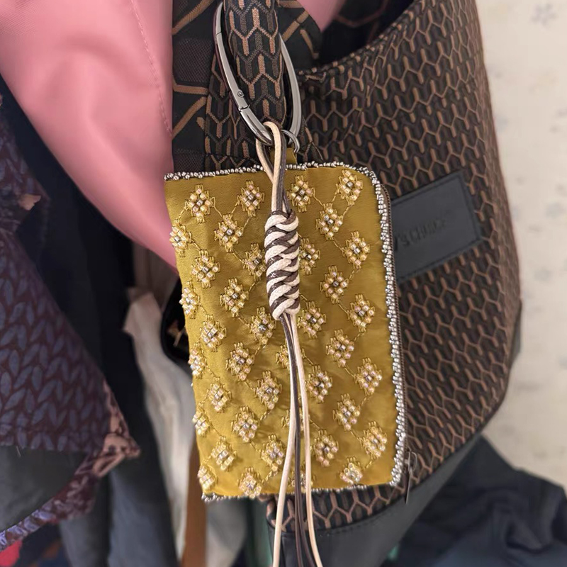 Women Accessories Box - حقائب يد ومحافظ نسائية كورية صغيرة