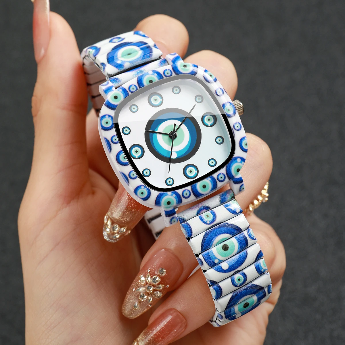 Evil Eye Bracelet - ساعات نسائية عصرية باللون الأزرق على