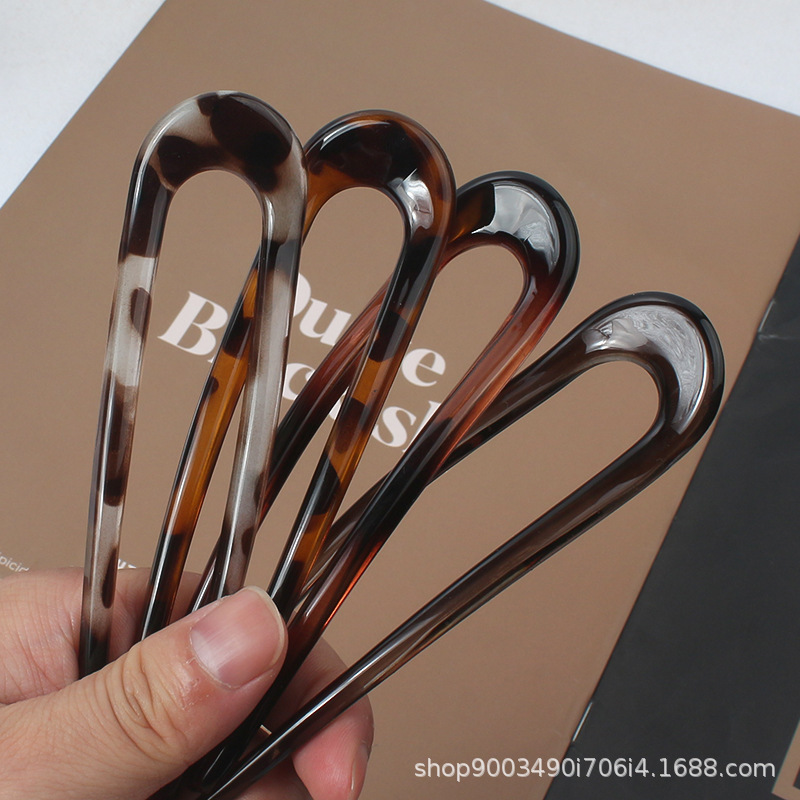 مشبك شعر على شكل حرف U بنمط جل - مراجعة Women Accessories On Sale وسعره