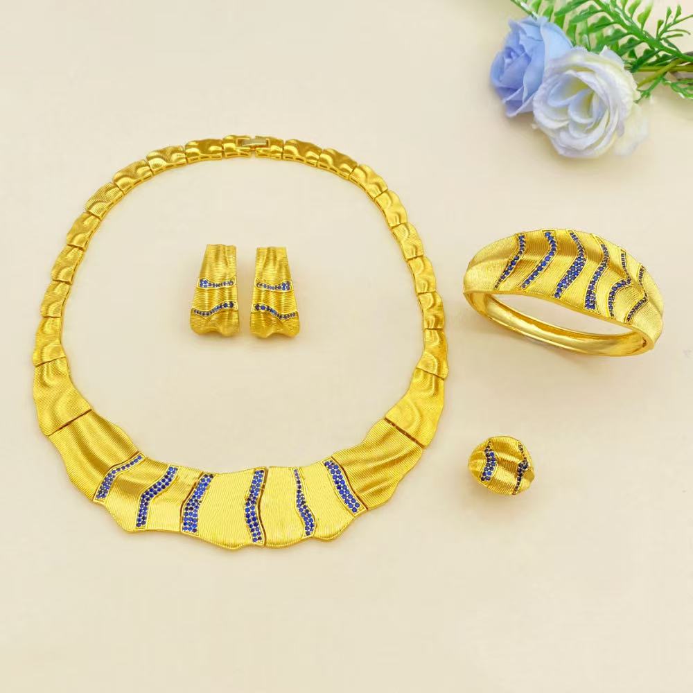 طقم مجوهرات نسائي فاخر مطلي با - مراجعة Women Accessories Uae وسعره