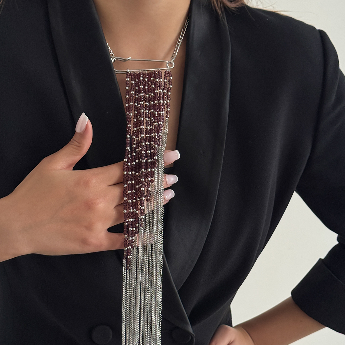 بروش سلسلة بشرابة بلون فضي، إك - مراجعة Women'S Accessories Jewelry وسعره