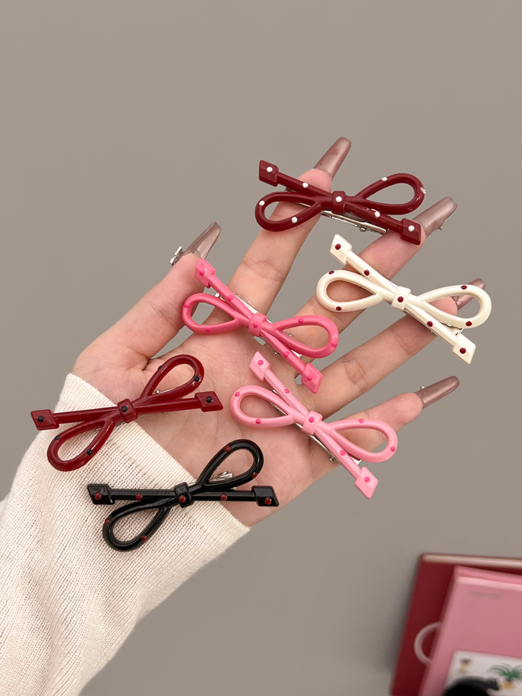 مشبك شعر نسائي أنيق بنقاط البو - مراجعة Women Accessories On Sale وسعره